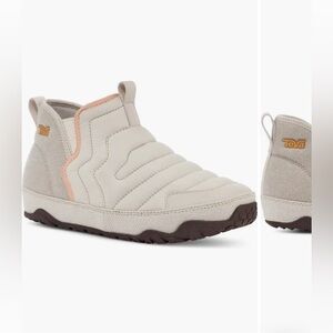 NWOT Teva ReEmber Terrain Quilted Mid Slipper